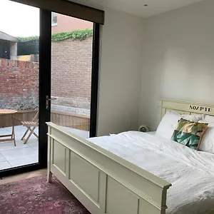 Apartment Charming Private Air By The