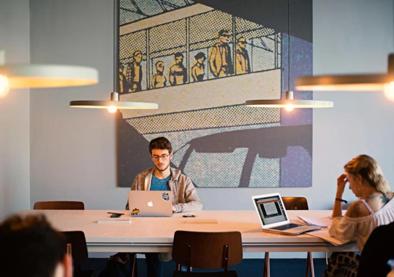 Отель The Social Hub Роттердам